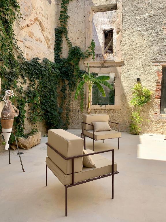 Isabella di Castiglia Apartments - Deluxe Apartment