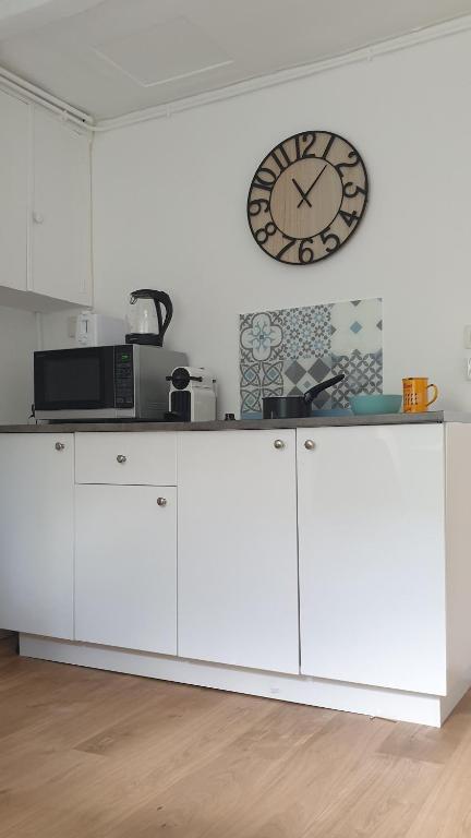 Bel appartement F2 centre ville - One-Bedroom Apartment