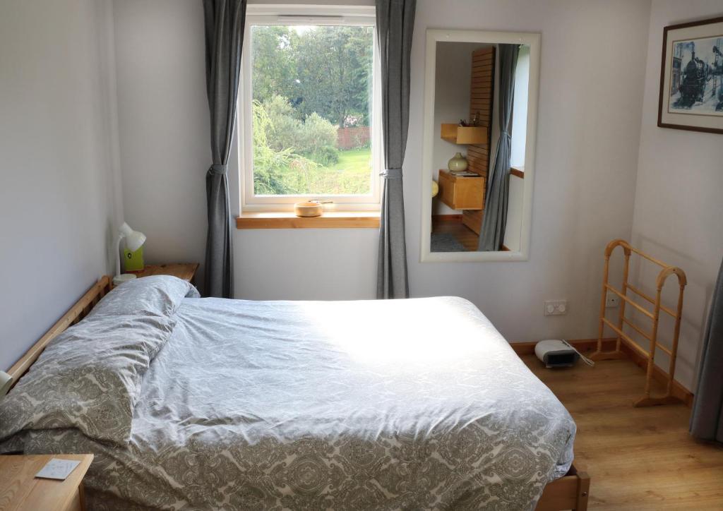 Friendly B&B - Double room - 22 miles to Edinburgh