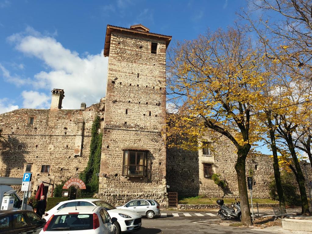 Fotografia z galérie ubytovania Vicolo J. Da Ponte - Bassano Centro Storico v destinácii Bassano del Grappa