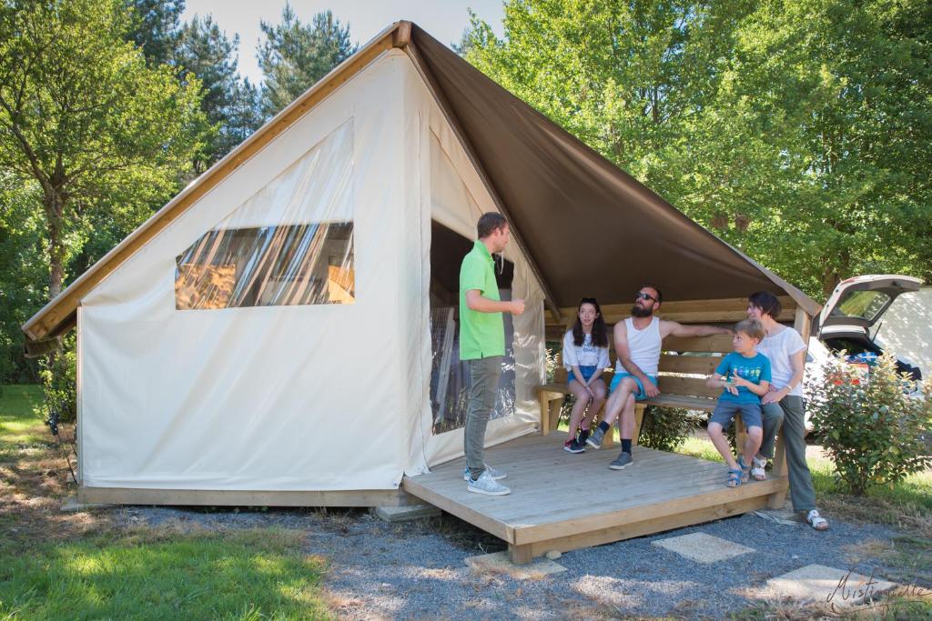 Camping les Mancellieres, Avrillé – Tarifs 2024