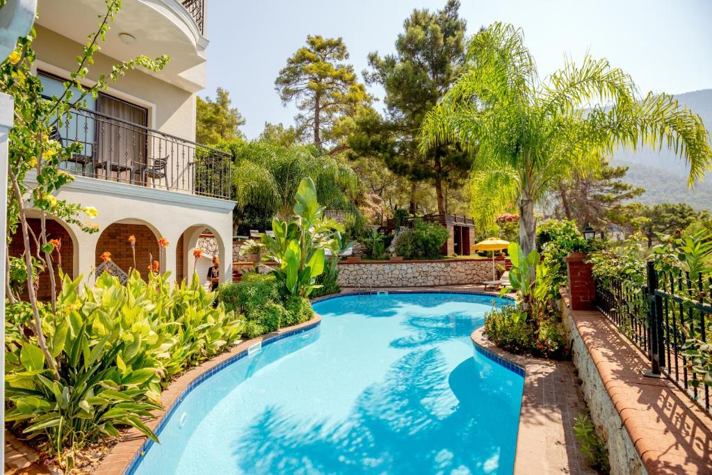 Bazén v ubytování Esperanza Boutique Hotel of Lykia nebo v jeho okolí