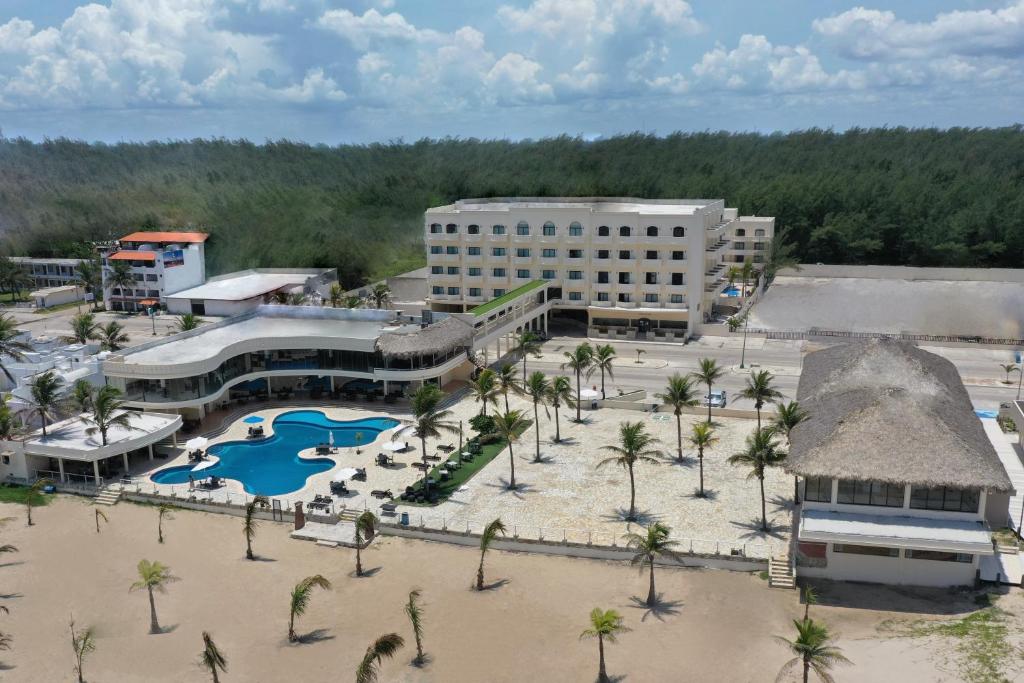 Hotel Arenas del Mar Resort