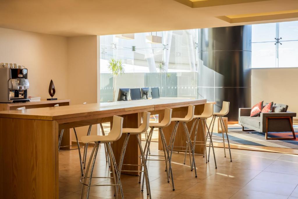 Fotografie z fotogalerie ubytování Fiesta Inn Express Queretaro Constituyentes v destinaci Querétaro