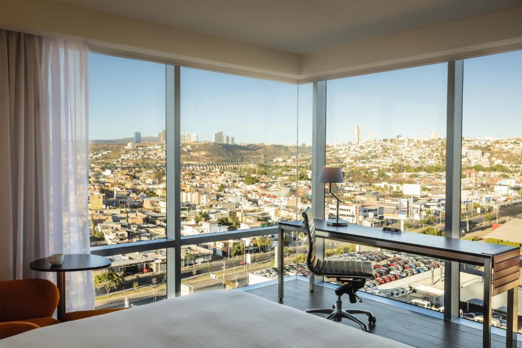 Nespecifikovaný výhled na destinaci Querétaro nebo výhled na město při pohledu z hotelu