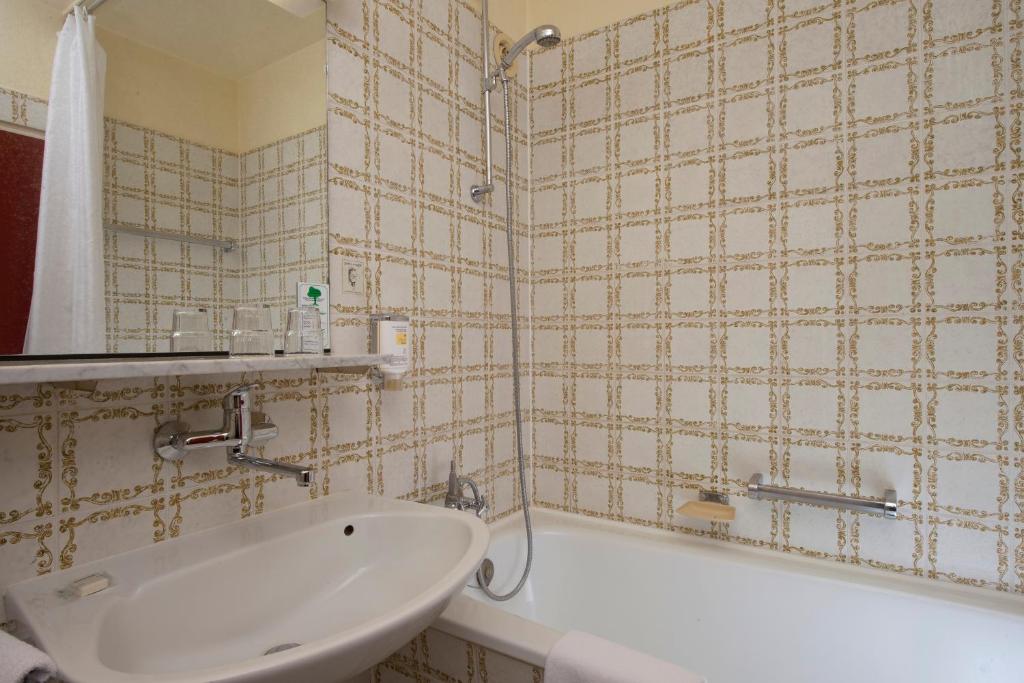 Koupelna v ubytování Hotel Excelsior Ludwigshafen