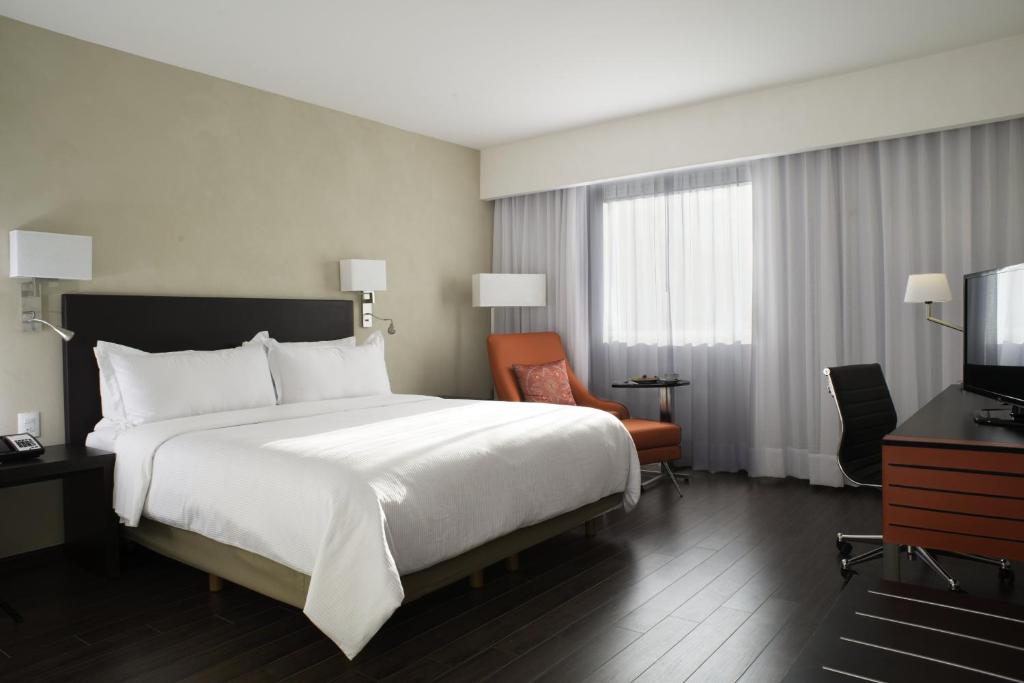 Gallery image of Fiesta Inn Monterrey Valle in Monterrey