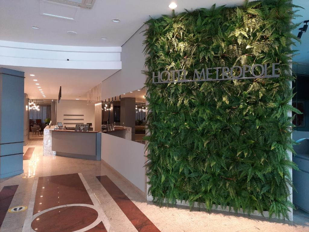  Hotel Metrópole Maringá