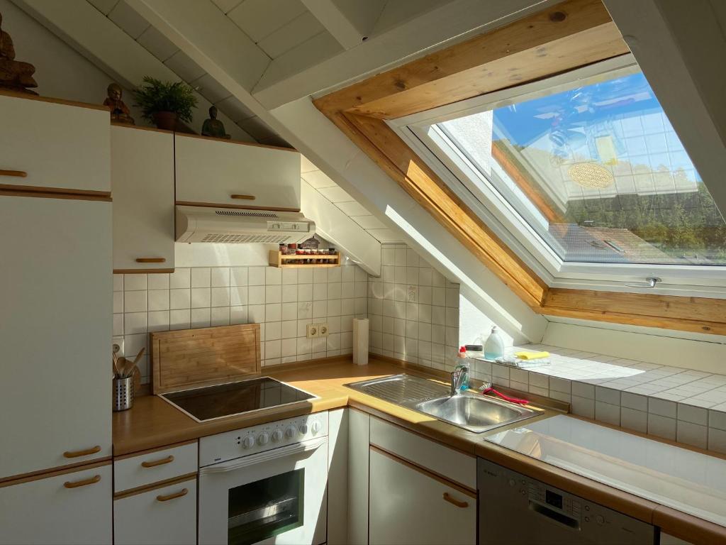 Gemütliche 2 Zimmer Oase mit wunderschöner Aussichten - Housity