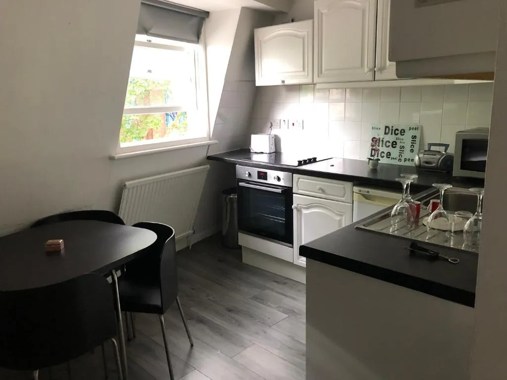 COSY 1 BEDROOM APT IN KINGS CROSS BLOOMSBURY, Londra, Marea Britanie