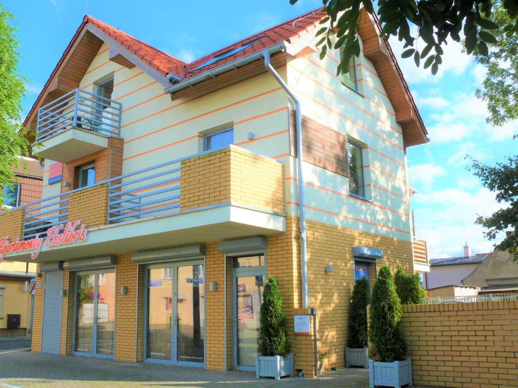 Budova, v ktorej sa apartmán nachádza