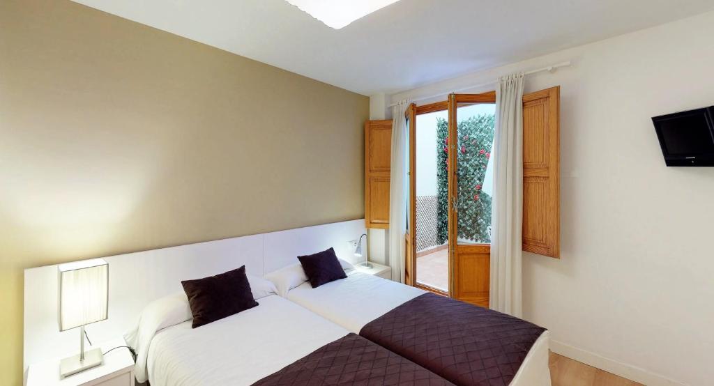 Edificio Palomar - PalomarGroup - Two-Bedroom Apartment With Terrace