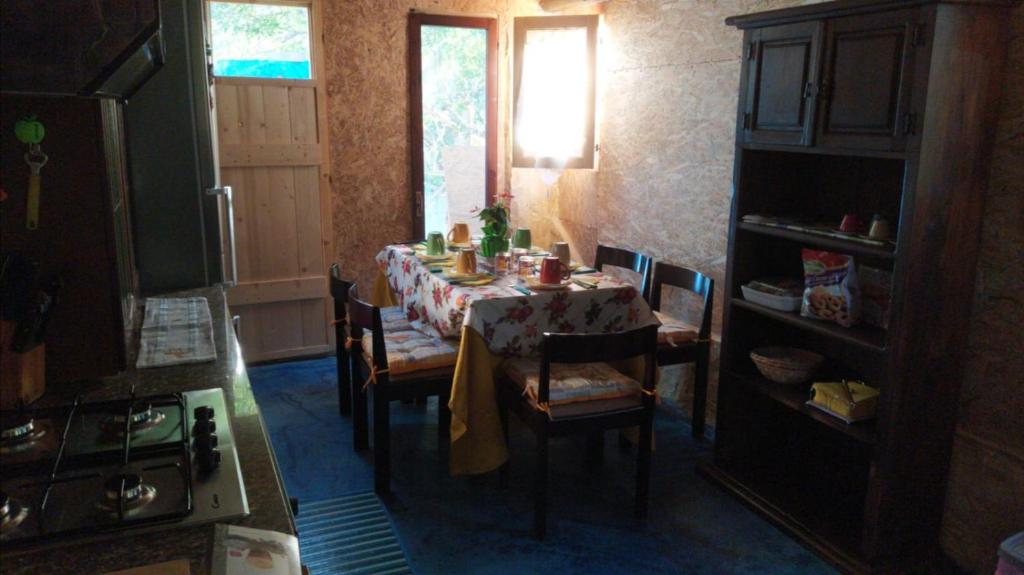 Kuchnia lub aneks kuchenny w obiekcie Casa Carlo