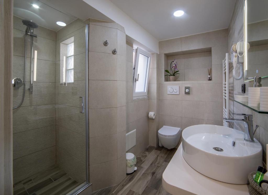 Angel's Care B&B - 8