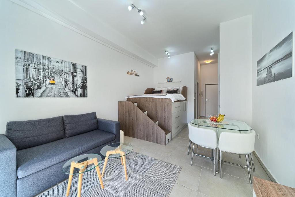 Posedenie v ubytovaní Modern apartments with sea view 150 meters to beach