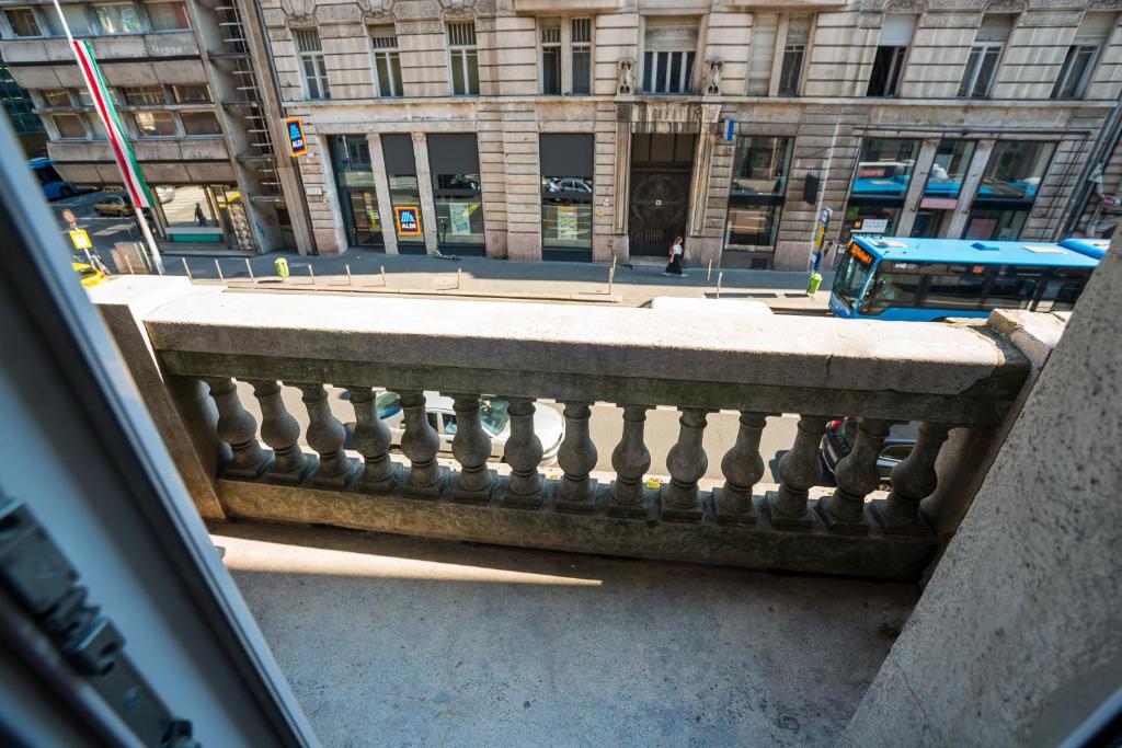 Balkón alebo terasa v ubytovaní Budapest Kálvin Apartman 2020