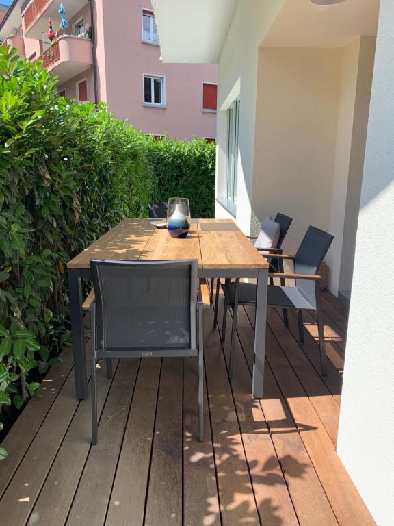 Balkón nebo terasa v ubytování Alpine City Suite