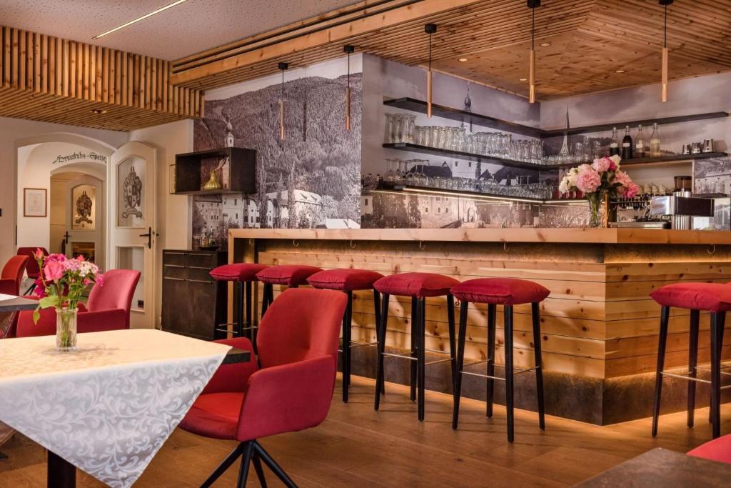 Lounge nebo bar v ubytování Hotel Gasthof Prunner