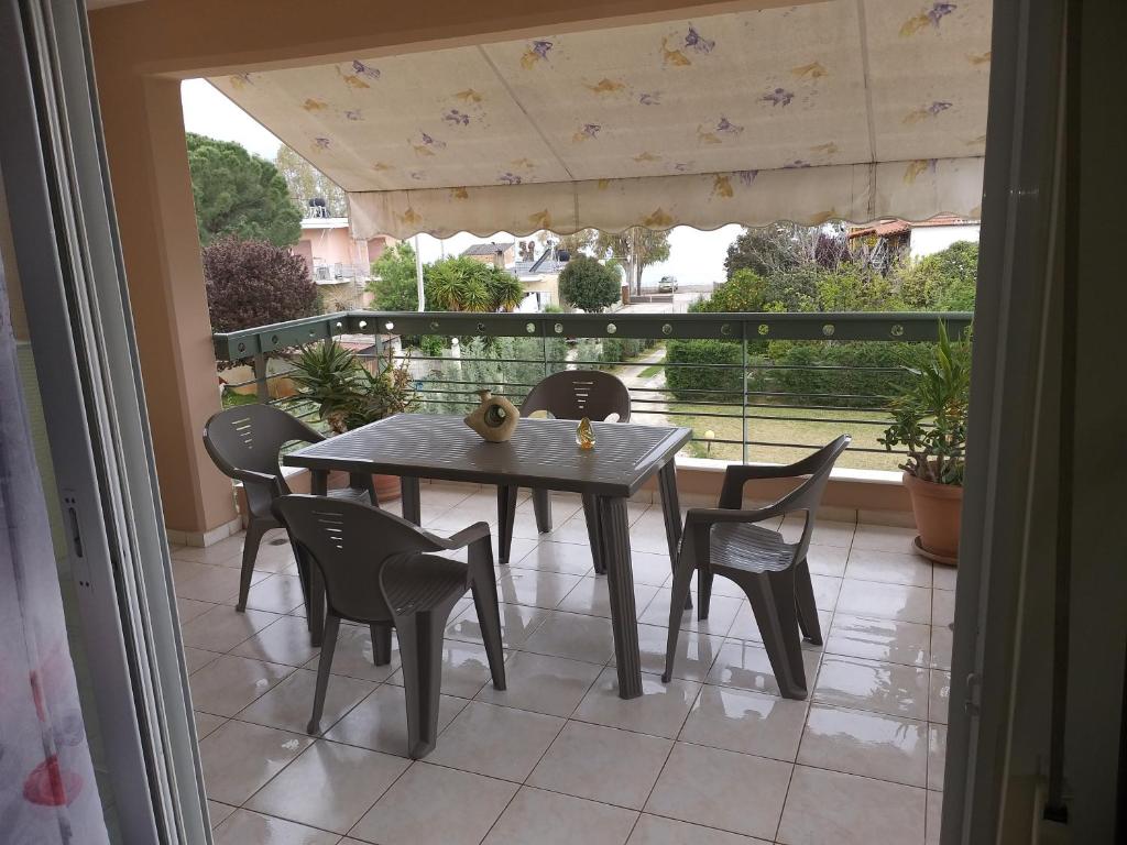 Ostria Seaside Apartments - Resim 5