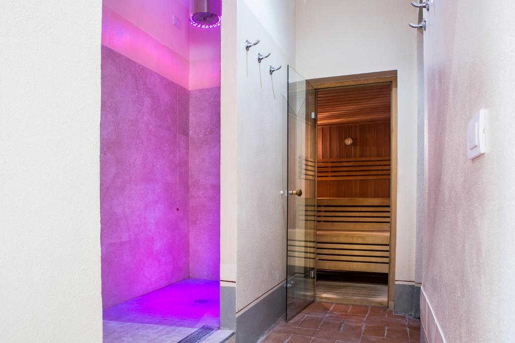 A bathroom at Borgo Scopeto Wine & Country Relais