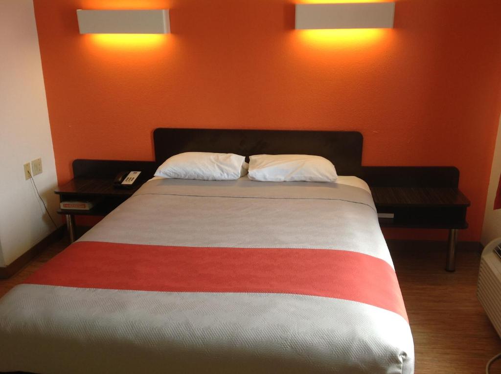 Motel 6-Dallas, TX - Northeast - Error