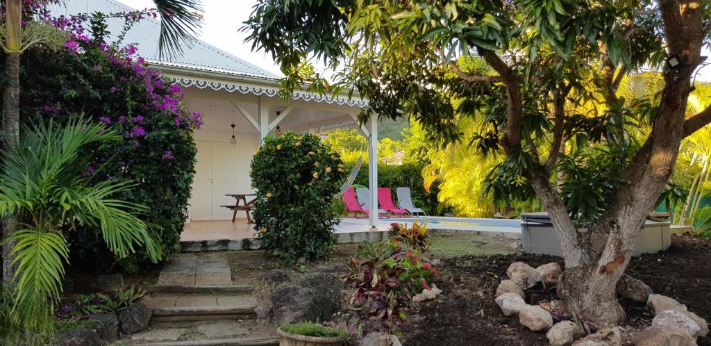 Zahrada ubytování Villa Bois d'Inde