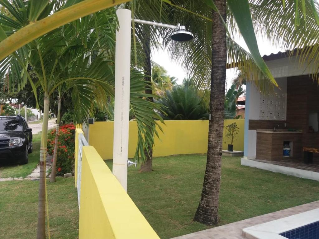  Casa em Cond. Fechado Frente Mar nos Carneiros