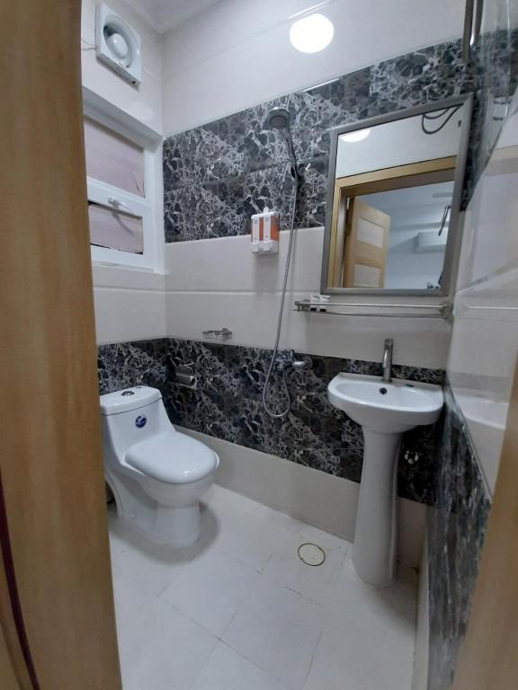 Koupelna v ubytování Al Rayyan Hotel Apartments Muscat