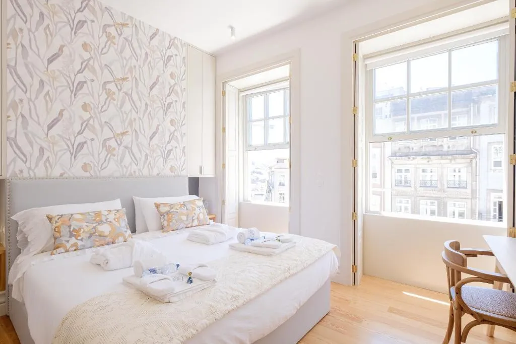 BOUTIQUE Rentals- THE RIBEIRA***** Apt great views, Porto, Portugalia