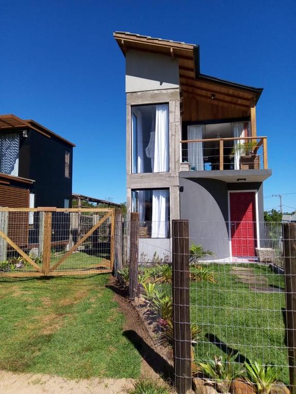  Casa Container na praia do Rosa