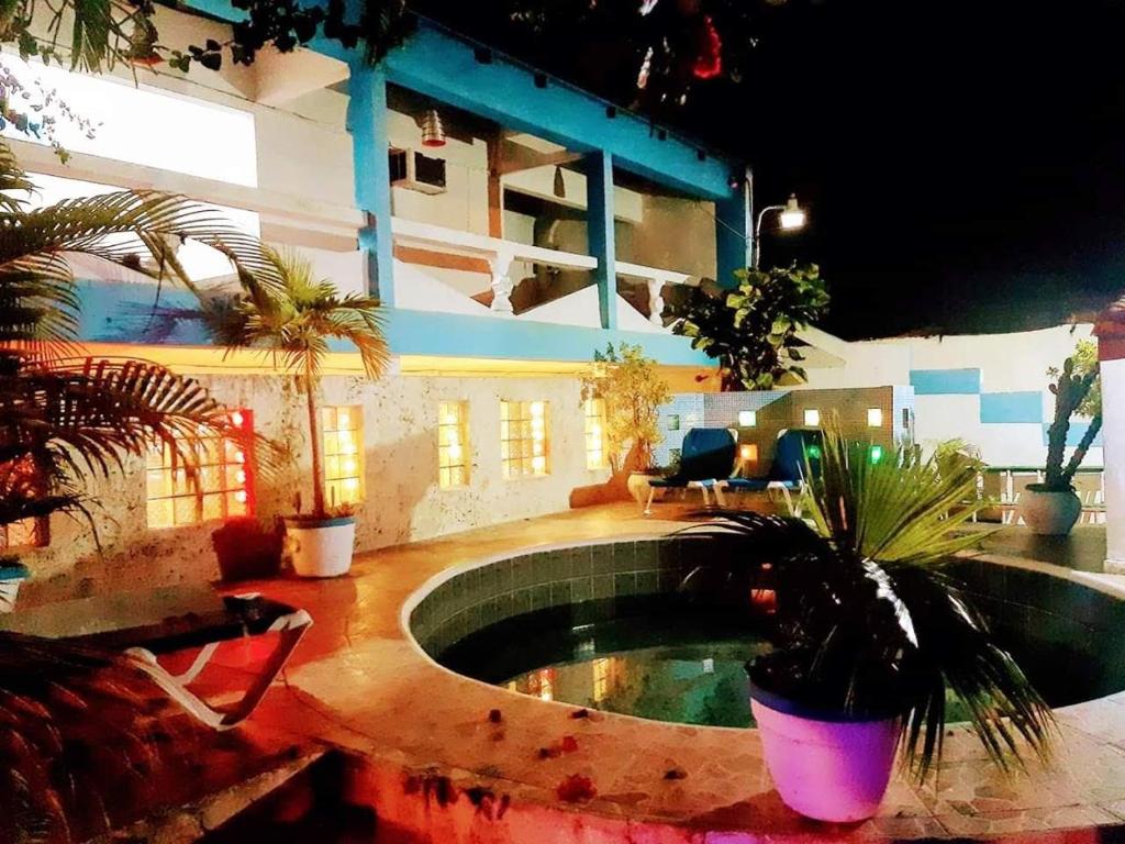 Bazén v ubytování Hotel El Tronco Inc nebo v jeho okolí