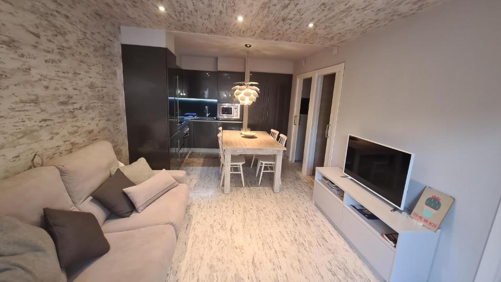 Posedenie v ubytovaní APARTAMENTO 1ª LINEA DE MAR CAMBRILS VILAFORTUNY