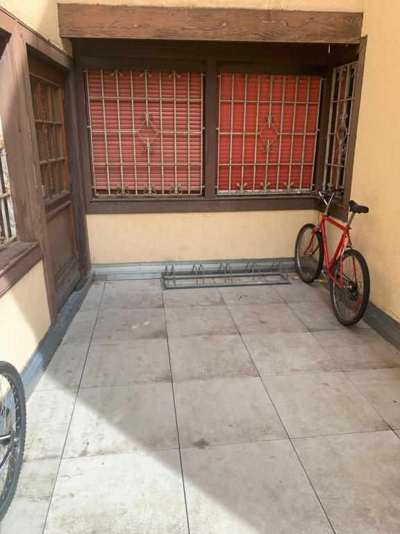 Historical town center cosy flat – photo 21