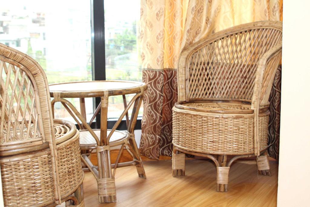 Posezení v ubytování HOTEL PARAMI INN
