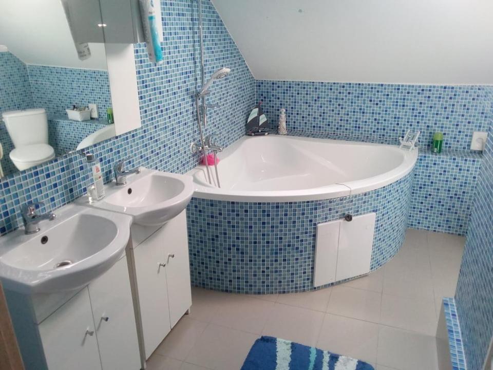 Villa Jakubov - Quarto Duplo Com Banheiro Compartilhado