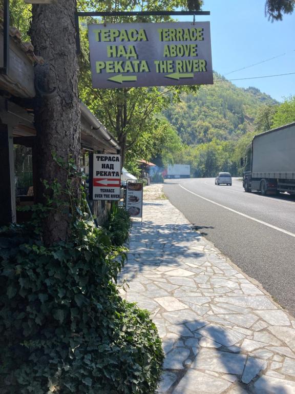 Příroda nedaleko hotelu