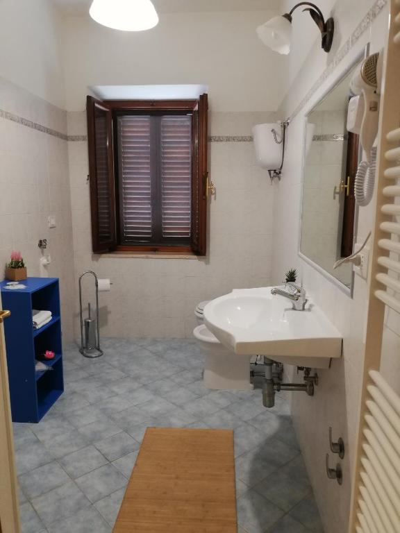 B&B Al Borgo - Family Room With Private Bathroom