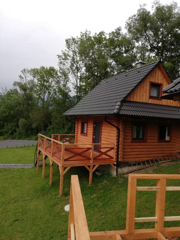 Budova, v ktorej sa dovolenkový dom nachádza