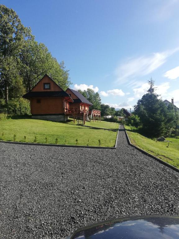 Budova, v ktorej sa dovolenkový dom nachádza