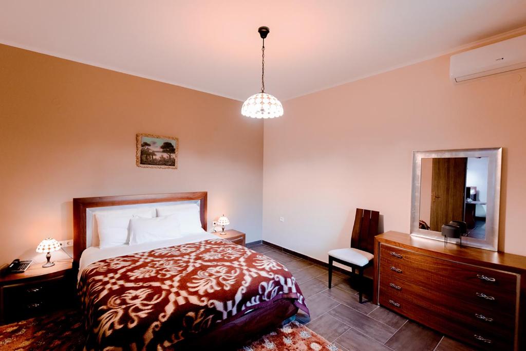 Melies Hotel - Grande Quarto Duplo