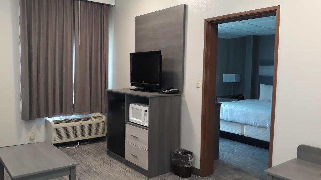 Baymont by Wyndham Lafayette - Purdue University - Suite King D'une Chambre - Non-fumeur