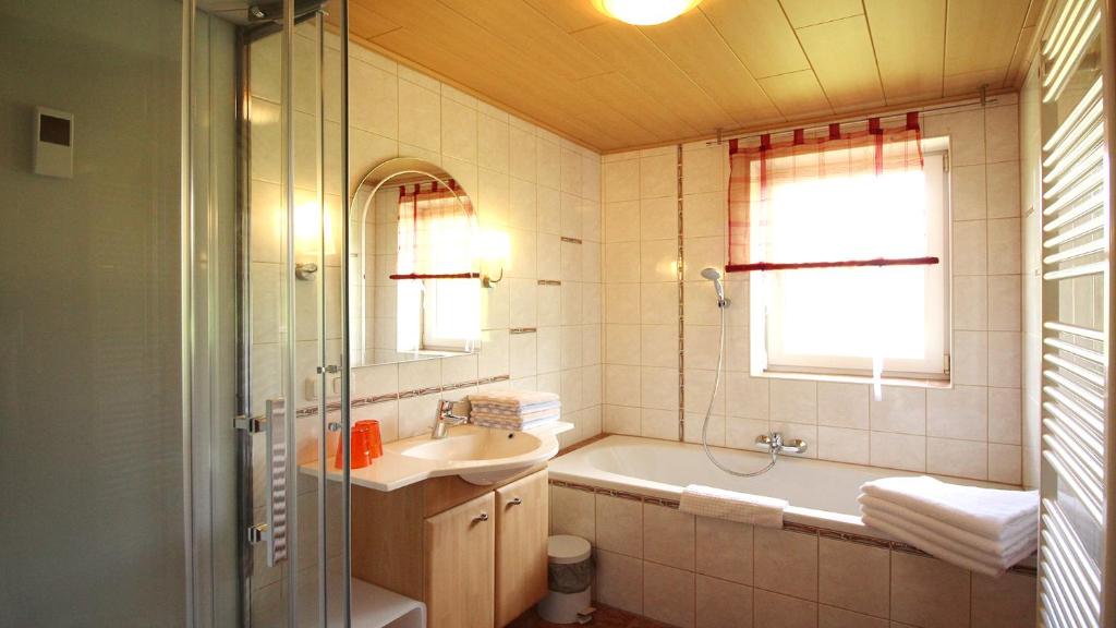 Kúpeľňa v ubytovaní Knirschenhof