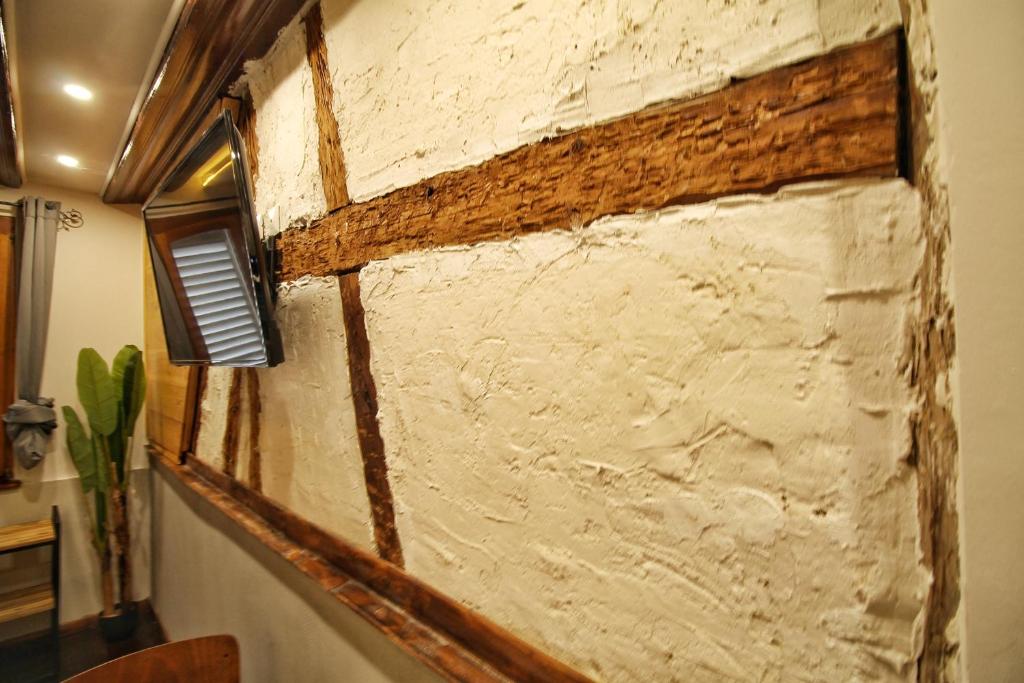 LOCBNB - TOURISM and BUSINESS LOCATIONS - ALSACE - BARR CENTRE - ROUTE DES VINS - Appartement - Art Alsace