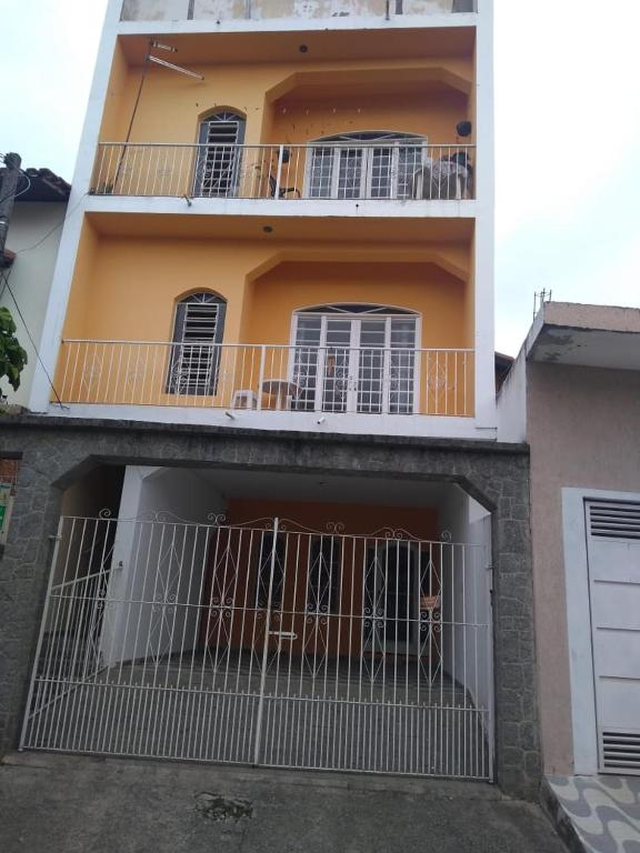  Santo Ivo