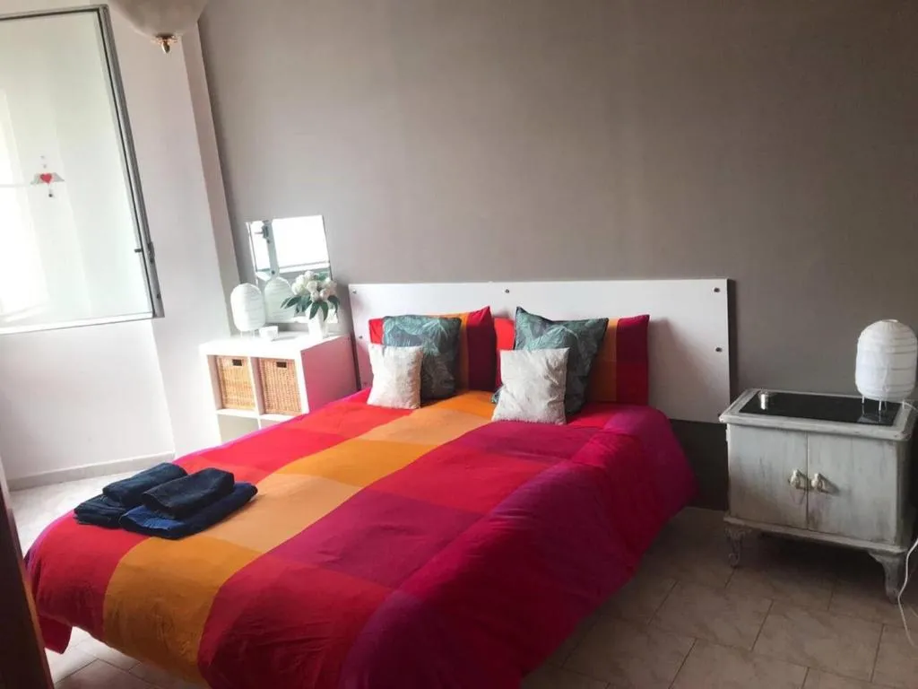 CENTRAL - Cozy apartment with 24/7 SECURITY, Arzano, Italy