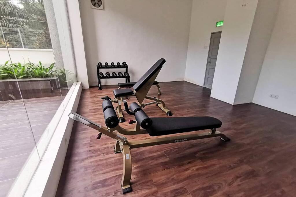 Fitness centrum a/nebo fitness zařízení v ubytování The Venus Block B31st floor Sri Manjung
