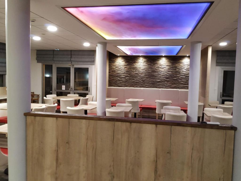 Posezení v ubytování ibis Sète Balaruc les Bains Bien-être et Spa