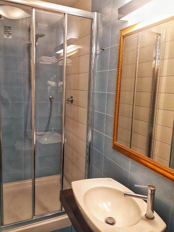 Hotel Le Chevalier - 7