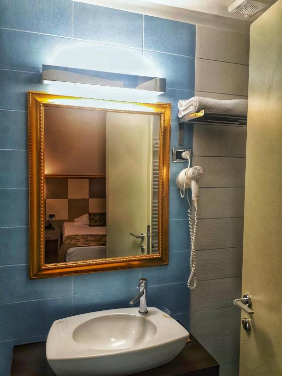 Hotel Le Chevalier - 6