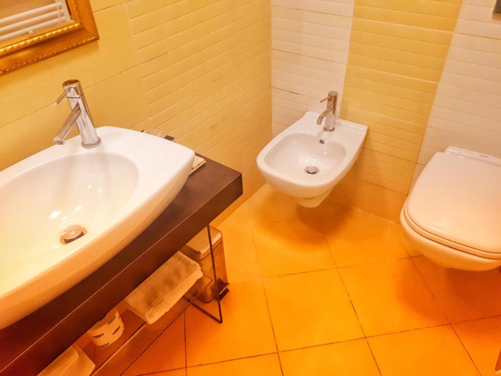 Hotel Le Chevalier - 8